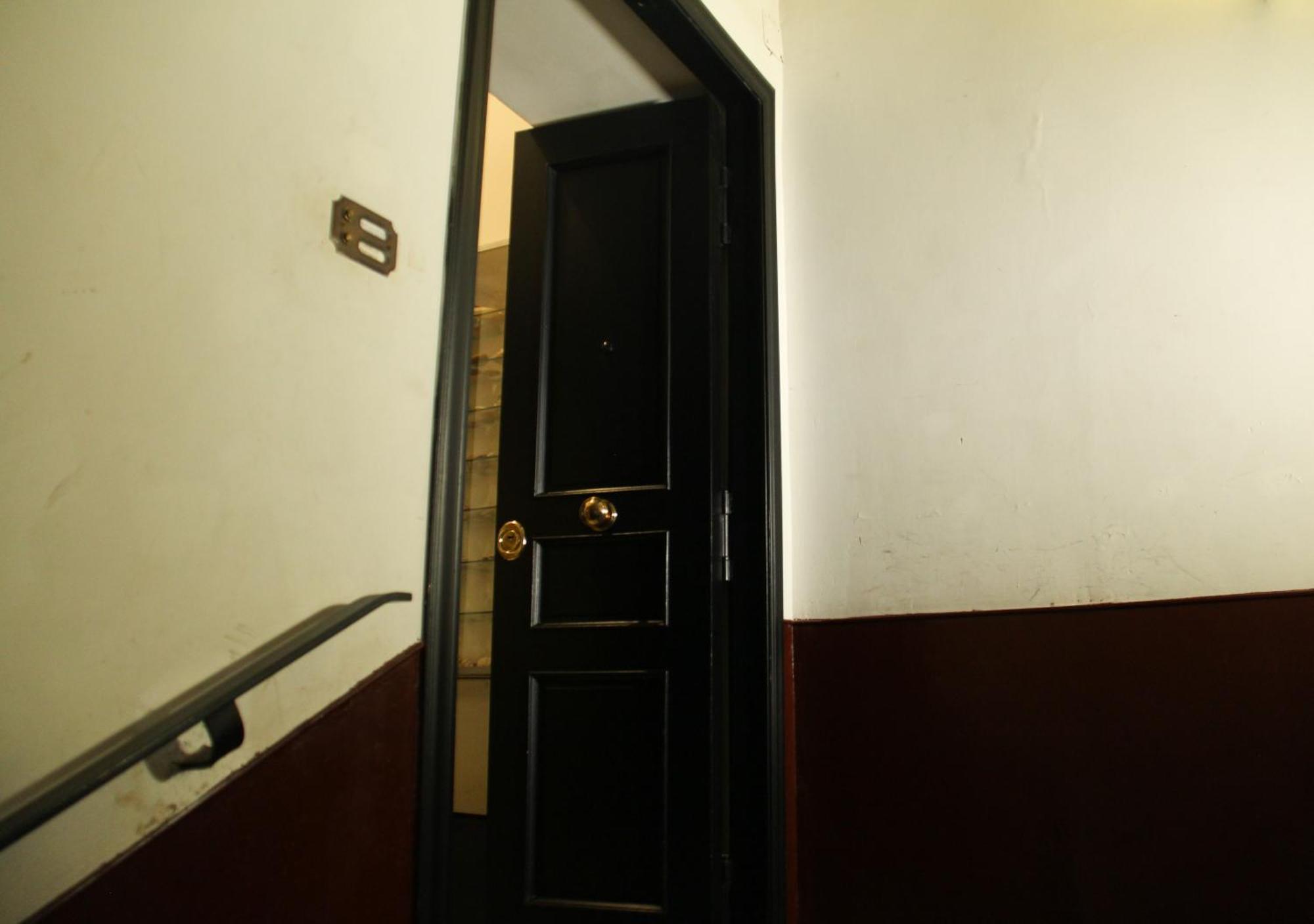 Metro Amedeo - Stanza Privata Con Vasca Idromassaggio Nápoles Exterior foto